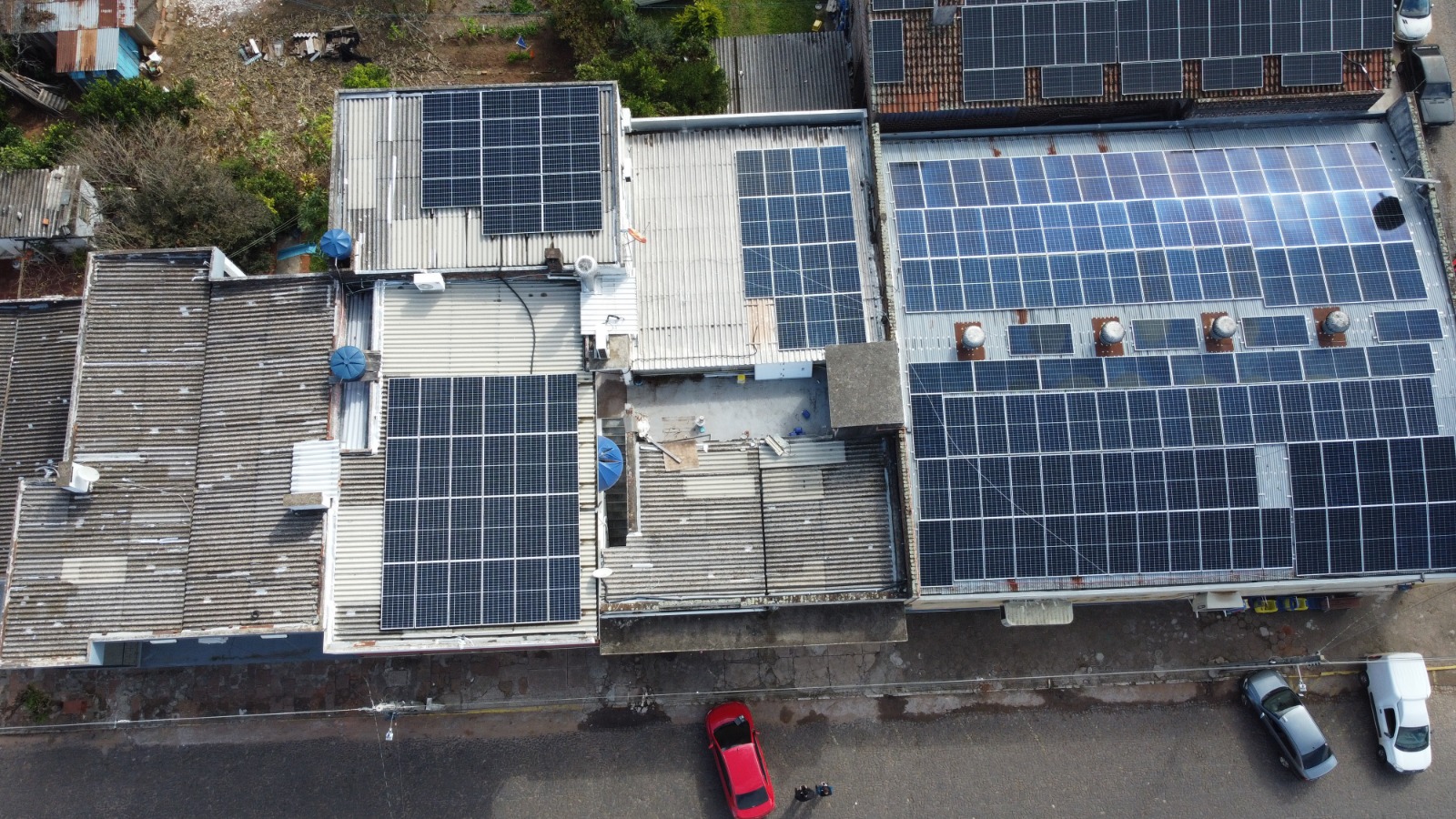 Projeto solar em conjunto de edificações comerciais